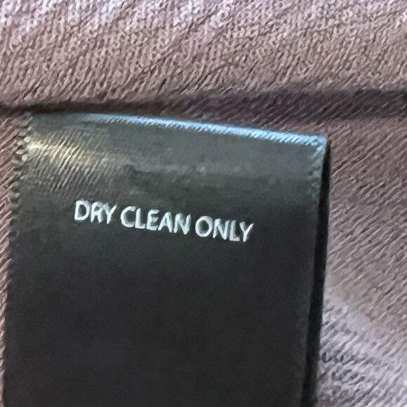 Torrid Peasant Top Sz 3 Mauve With Buttons Tie At Neck Long Sleeves Gold Thread - Picture 8 of 8